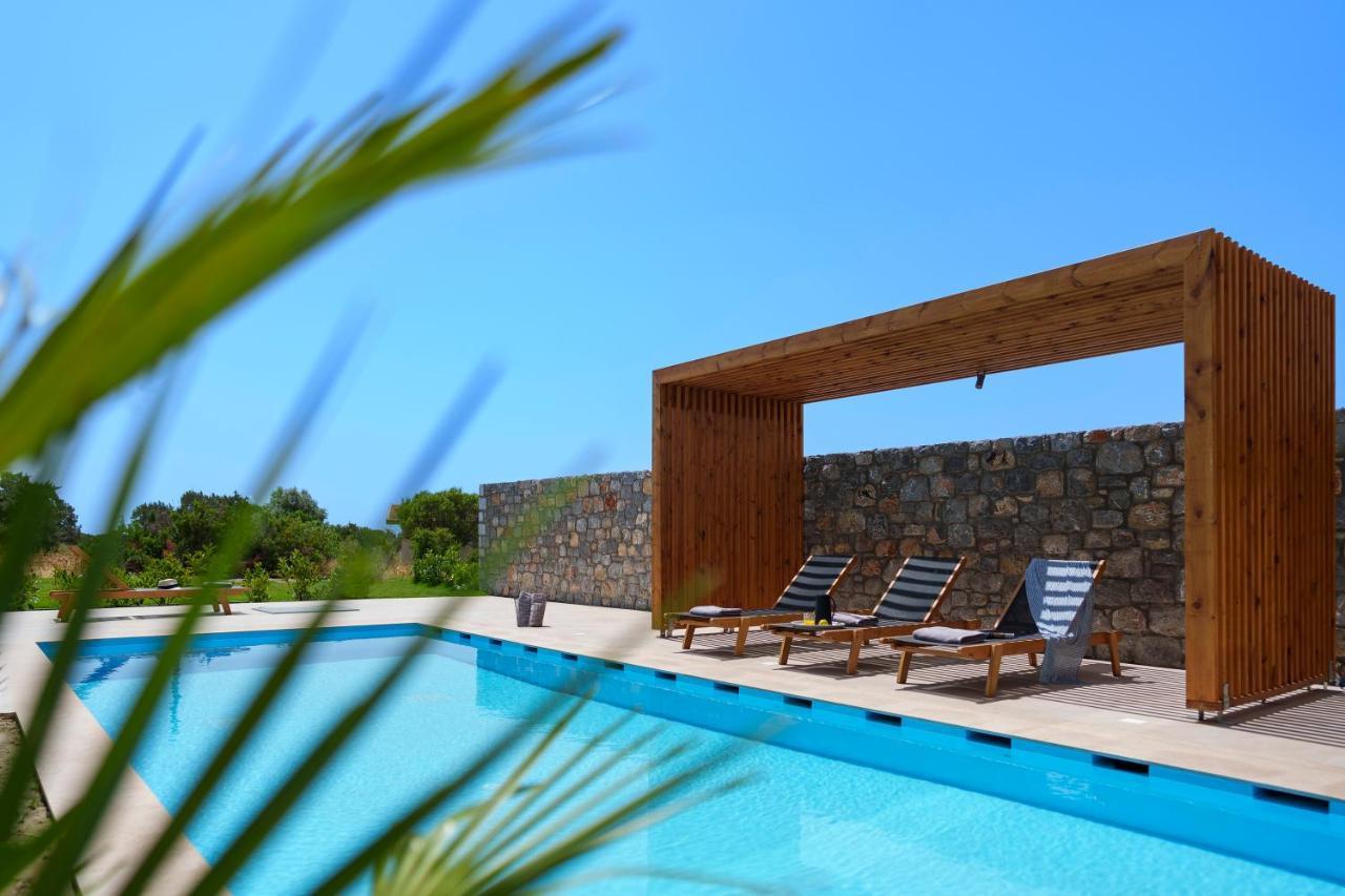 Aethrion Villas & Suites Gennadi Eksteriør bilde