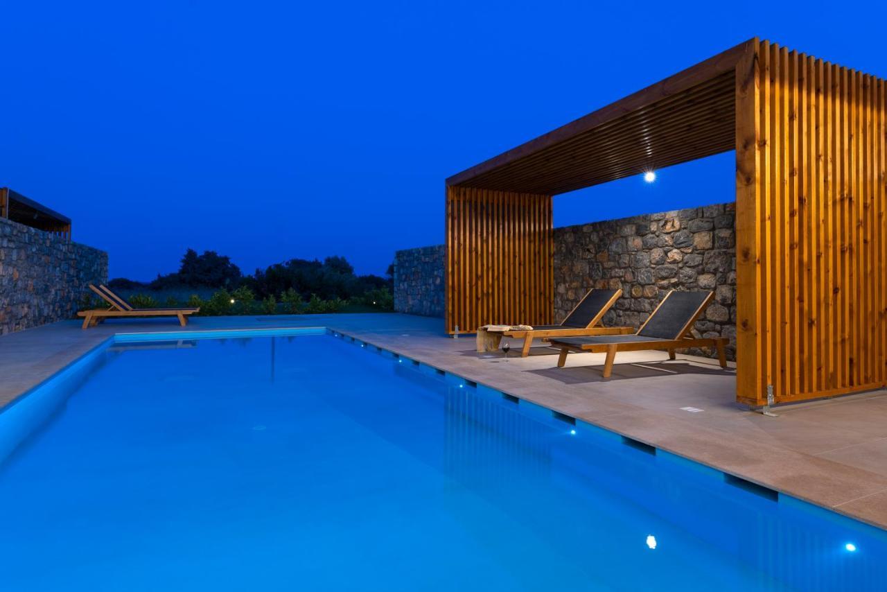 Aethrion Villas & Suites Gennadi Eksteriør bilde