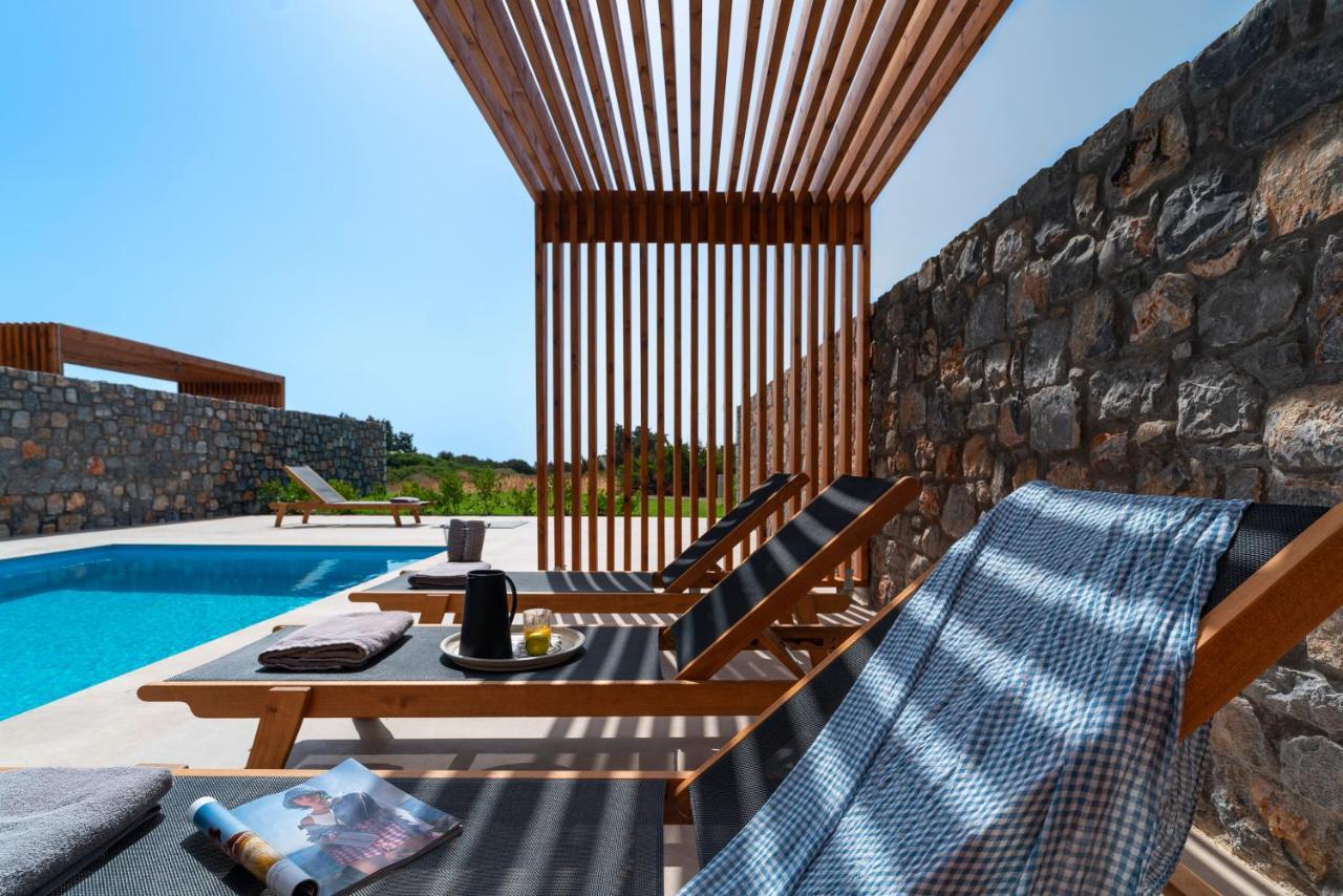 Aethrion Villas & Suites Gennadi Eksteriør bilde
