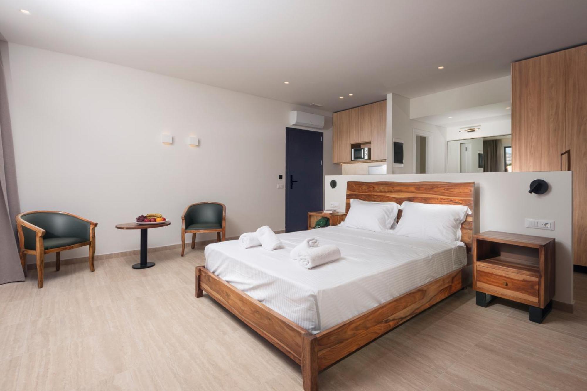 Aethrion Villas & Suites Gennadi Eksteriør bilde