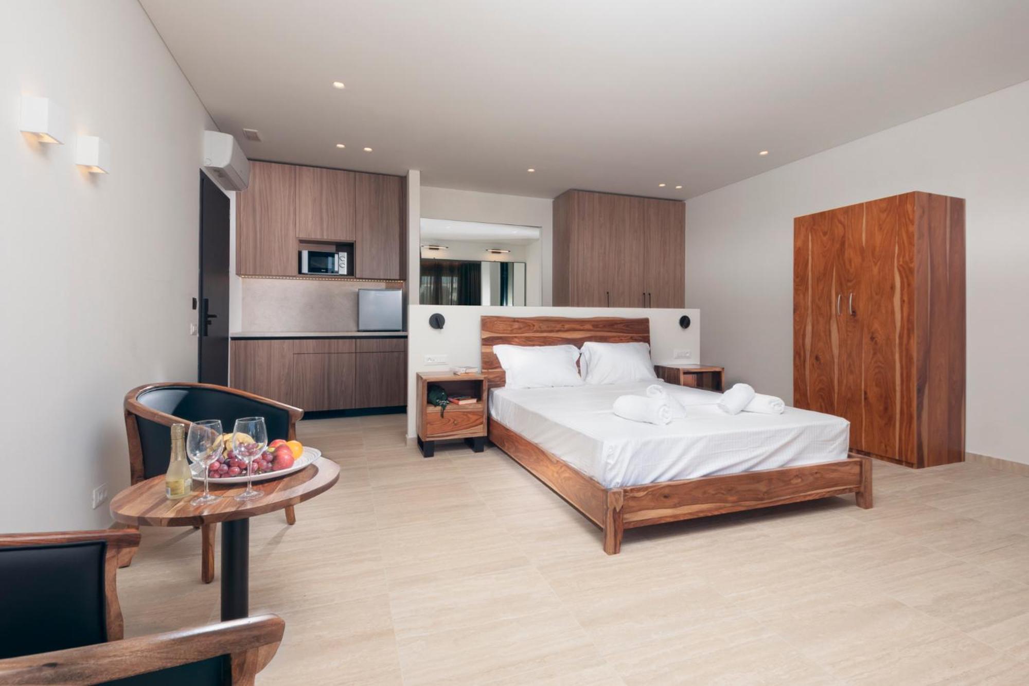 Aethrion Villas & Suites Gennadi Eksteriør bilde