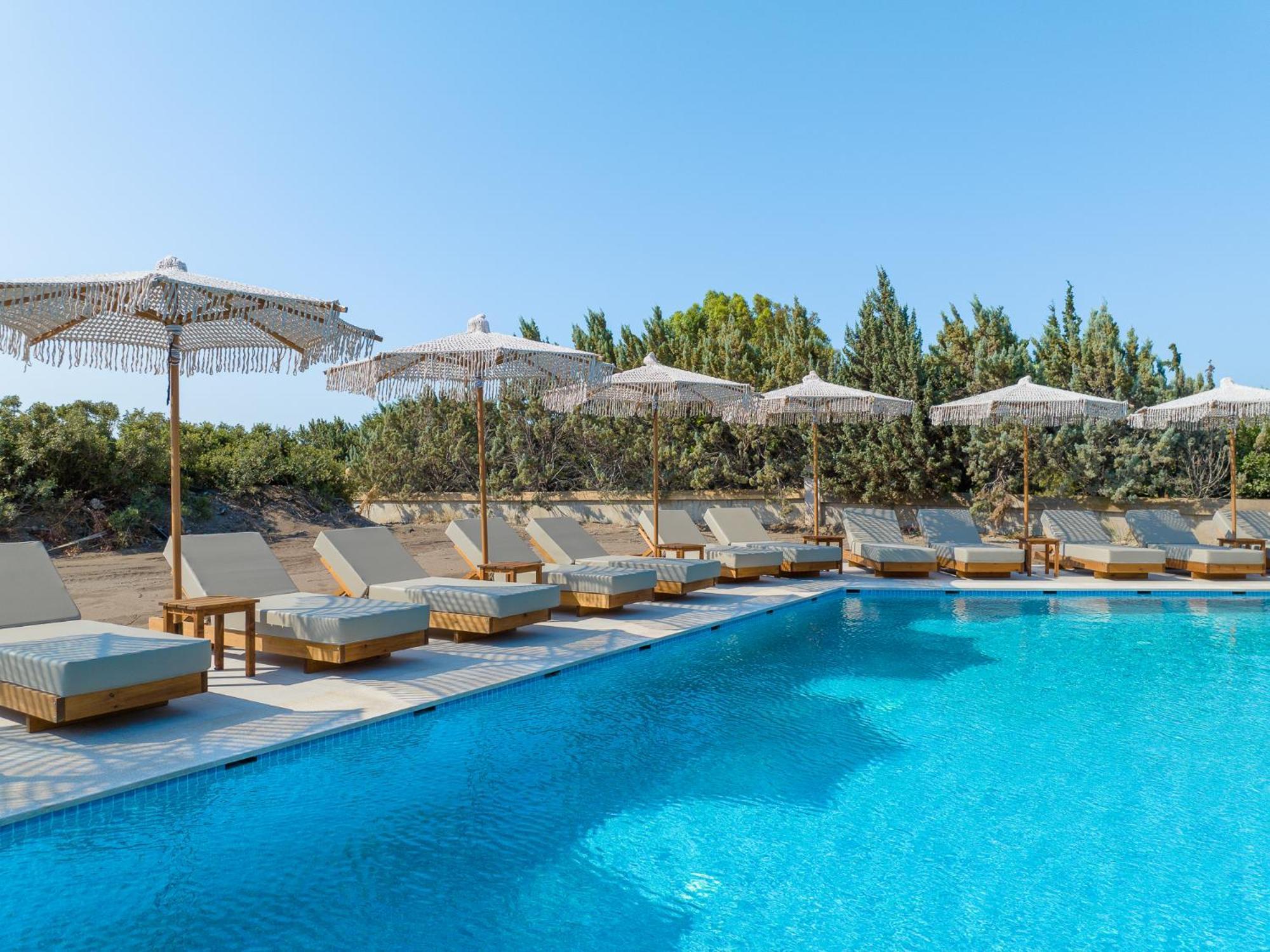 Aethrion Villas & Suites Gennadi Eksteriør bilde