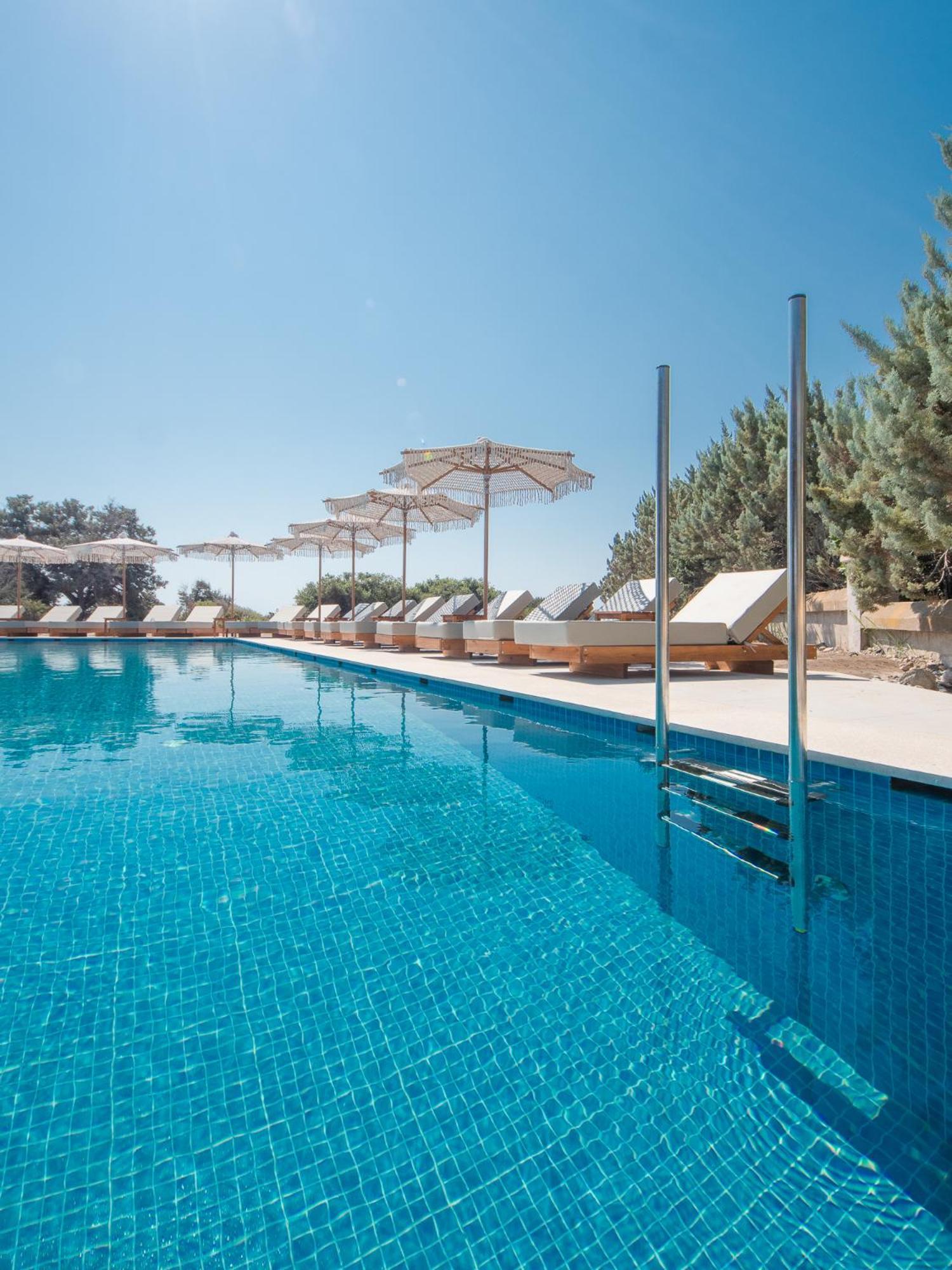 Aethrion Villas & Suites Gennadi Eksteriør bilde