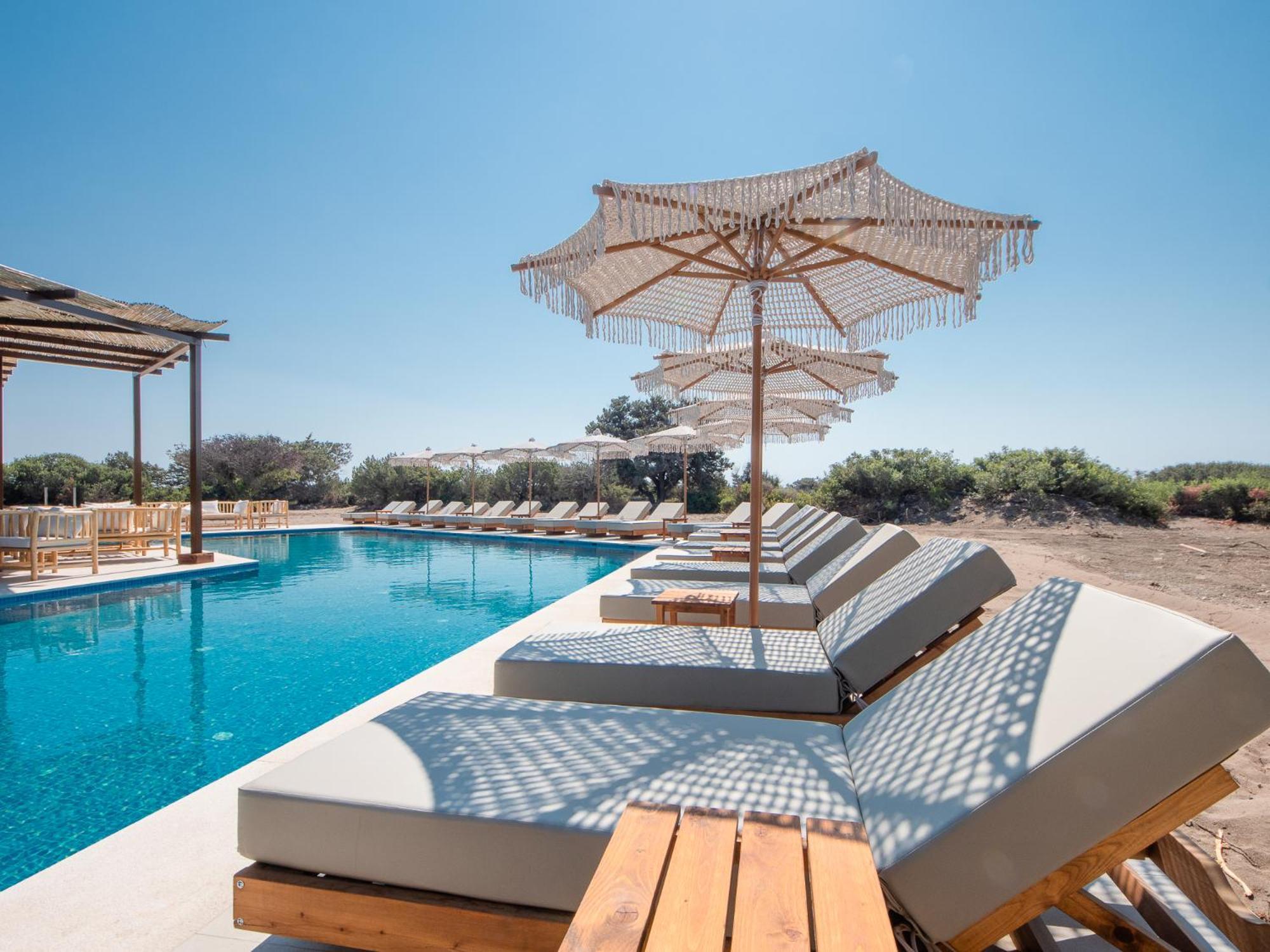 Aethrion Villas & Suites Gennadi Eksteriør bilde